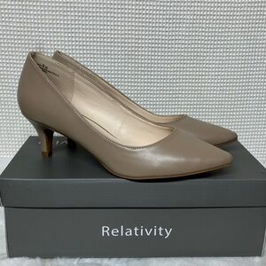 Relativity Women's Beige Heels
